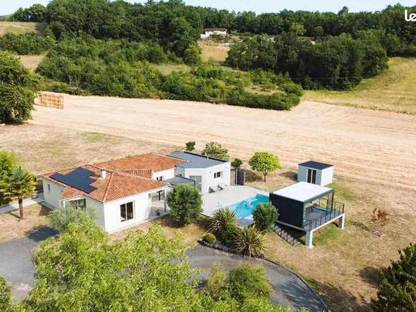 Maison 7 pièces 160 m²