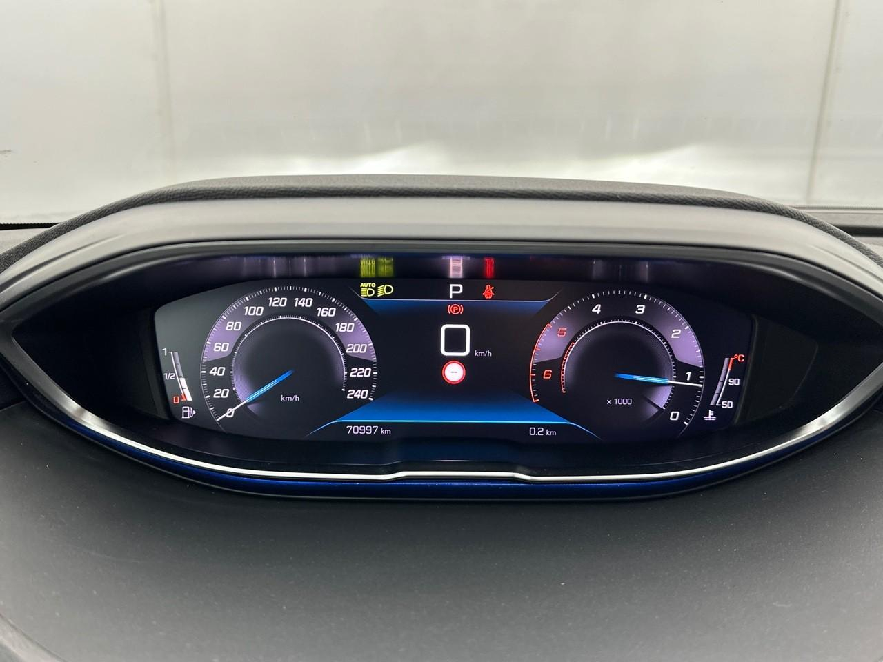 Peugeot 3008 bluehdi 130ch s&s eat8 allure pack — photo 21
