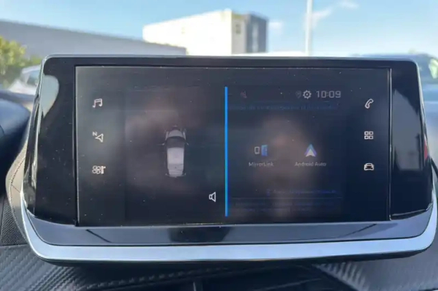 Peugeot 208 puretech 75 s&amp;s bvm5 — photo 37