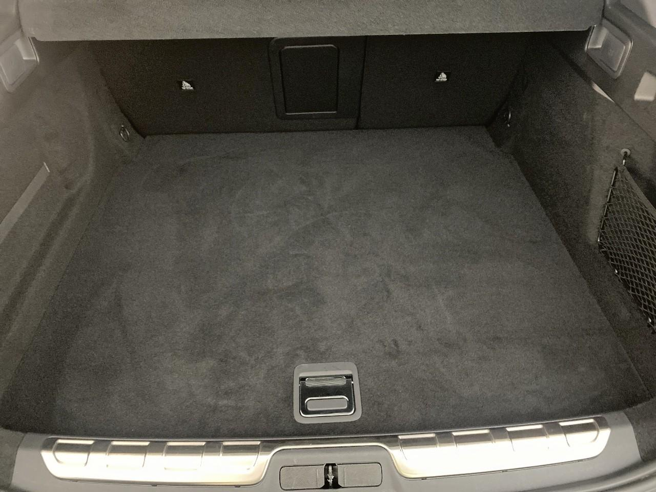 Peugeot 408 electrique 58 kwh 210 ch gt — photo 6