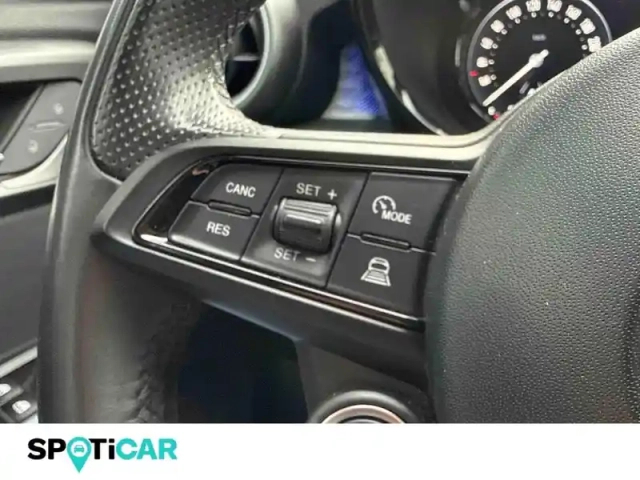 Alfa Romeo Tonale 1.5 hybrid 160ch ti tct — photo 15