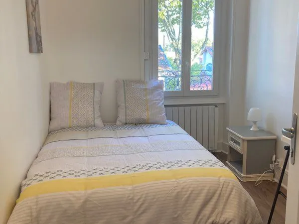 Chambre en colocation meublé