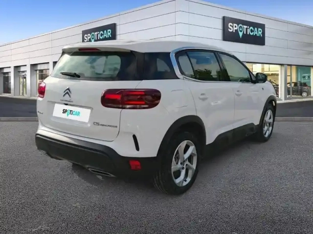 Citroën C5 Aircross hybride rechargeable 225 e-eat8 plus — photo 2