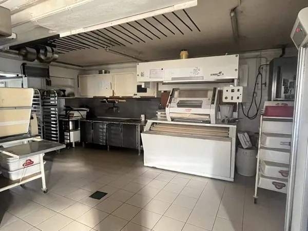 Boutique 170 m²