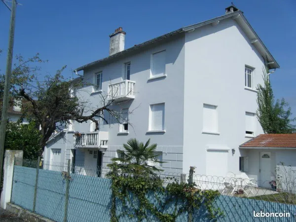 À LOUER - Appartement T3 de 72 m² avec garage individuel - Tarbes, quartier de la Gespe