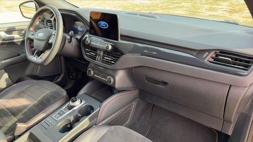 Ford Kuga 2.5 Duratec 190 Hybrid 4x2 CVT - ST-Line X – 2021 – 102040 km – Hybride essence – Boîte Automatique — photo 29