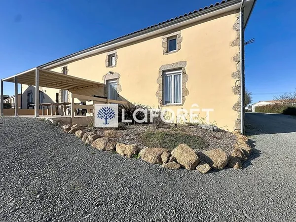 Maison Cerizay