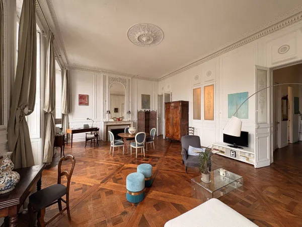 Appartement 2 pièces 87 m²
