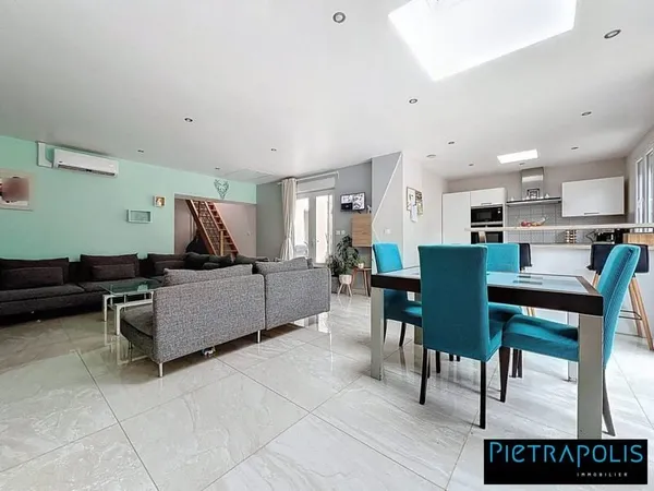 Maison 5 pièces 144 m²
