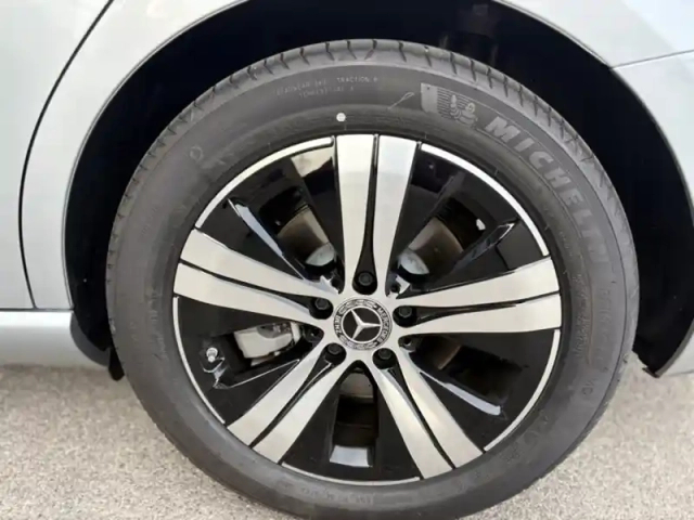 Mercedes Classe C 200 d avantgarde line — photo 9