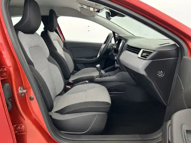 Renault Clio tce 90 ch gsr2 — photo 12