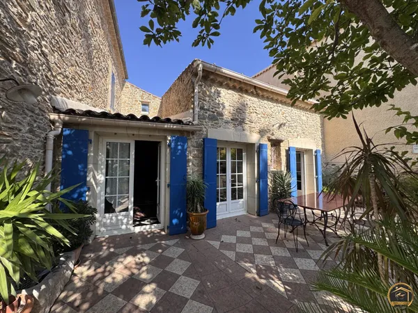 MAISON DE MAITRE AVEC JARDIN REMISES ET PISCINE PROCHE DE GINEST