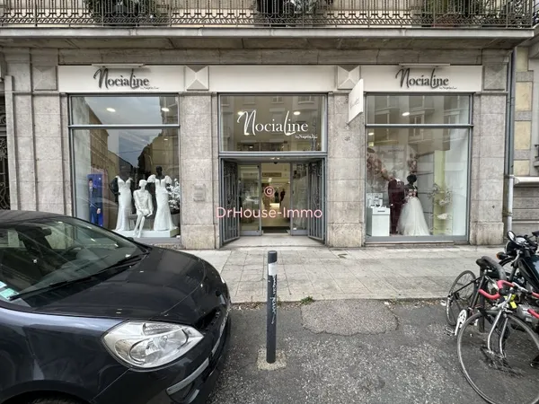 Nouveauté Exclusif : Vente de murs Commerciaux Spacieux