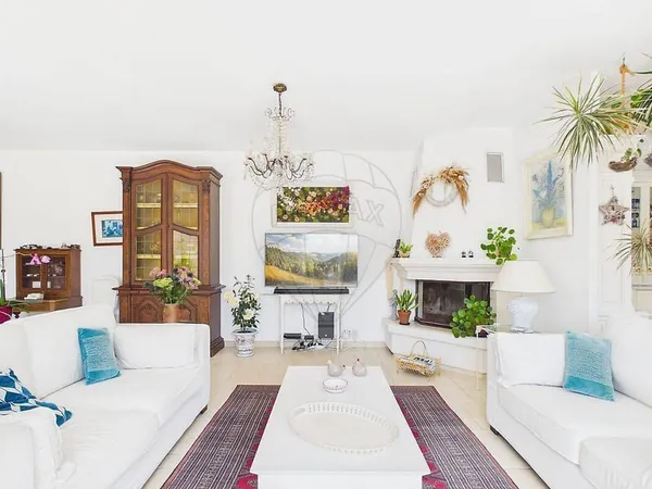 Maison 5 pièces 190 m²