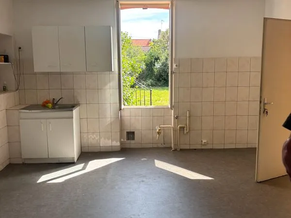 LocationF1