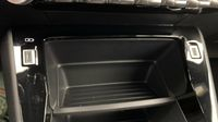 Peugeot 2008 1.2 Hybrid 145ch Style e-DCS6 — photo 30