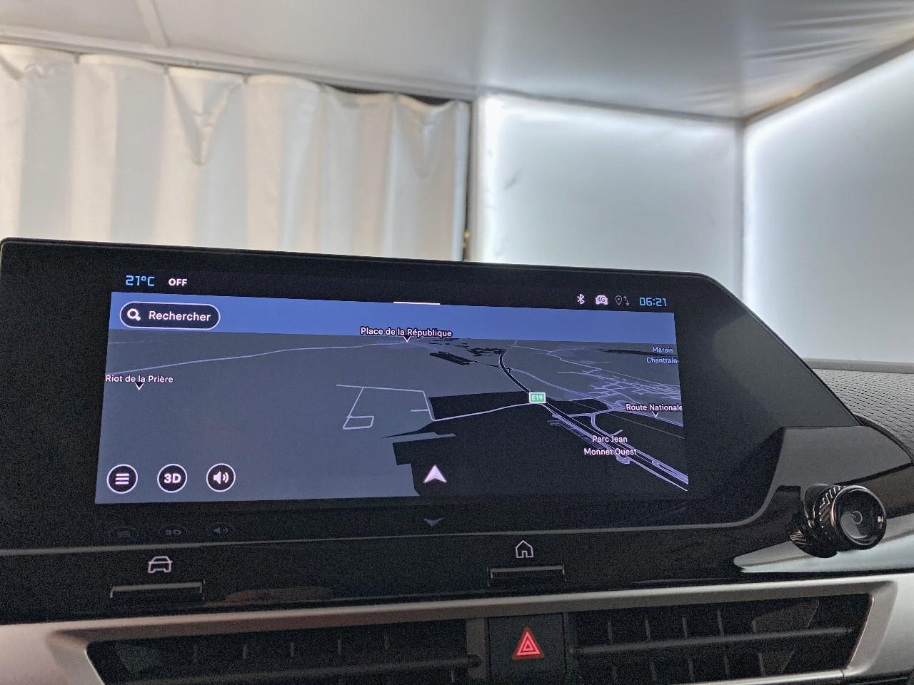 Citroën C4 X hybride 145 ch e-dcs6 max — photo 14