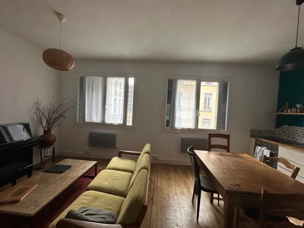 Sous-Location - Appartement Lyon 7 - Disponible septembre 2026