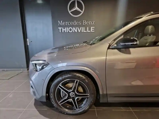 Mercedes Gla 200 d amg line — photo 11