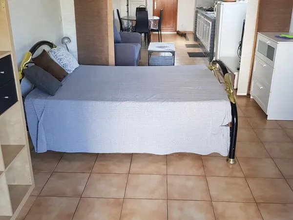 Location studio meublé 38m² Type F2