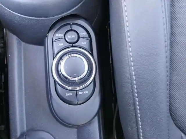 Mini Mini hatch 5 portes cooper 136 ch dkg7 edition premium plus — photo 28