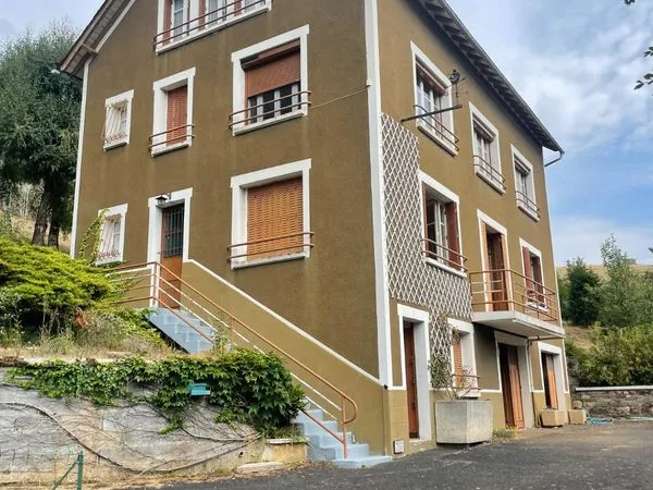 Maison de ville 10 pièces 182 m²