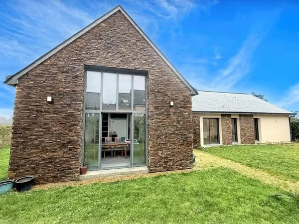 Maison et villa de prestige Vente Rochefort-sur-Loire 7p 163m² 350000€