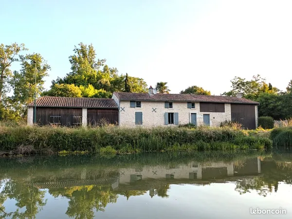 Belle demeure au coeur du Marais poitevin