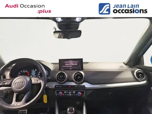 Audi Q2 35 tfsi 150 s tronic 7 — photo 18