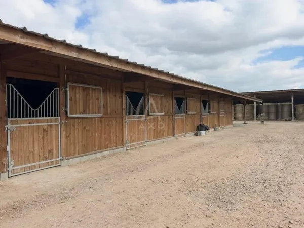 Propriété équestre 3 pièces 75 m²
