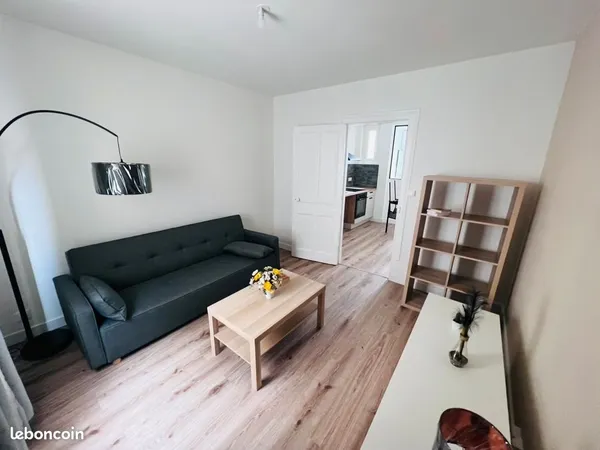Studio meublé 25 m² - Université / Gare