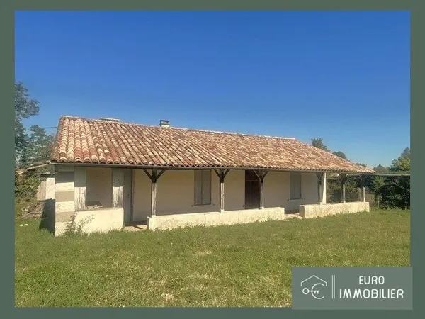 Maison En Pierre À Rénover — Terrain De 2 515 M² - Gironde