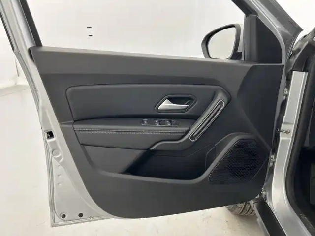Dacia Duster eco-g 100 4x2 — photo 20