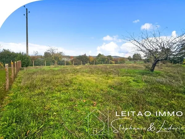 Terrain 858 m2