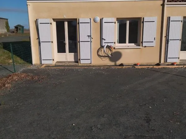 A louer T2 de 30 M2 à Amuré