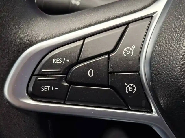 Renault Clio blue dci 85 — photo 37