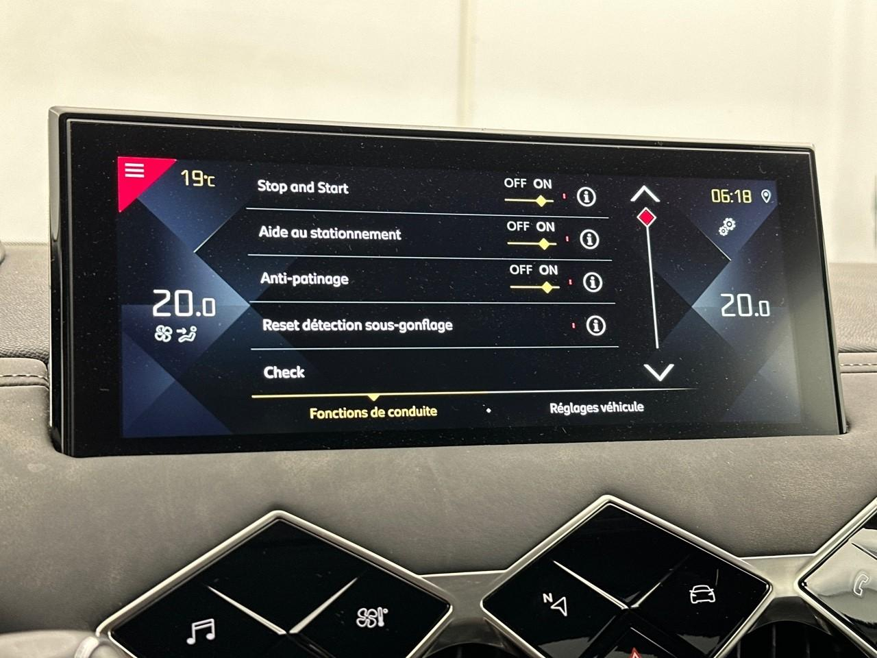 Ds Ds 3 crossback puretech 130 eat8 rivoli — photo 24