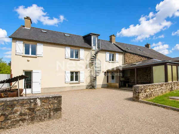 A vendre ensemble immobilier Bazouges Sous Hede