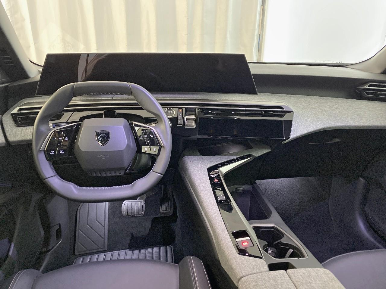 Peugeot 5008 hybrid 145 ch e-dcs6 allure — photo 8