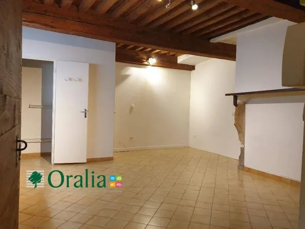Studio 1 pièce 27 m²