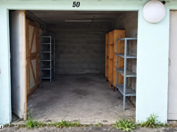 Box de parking fermé Nantes nord (44300)