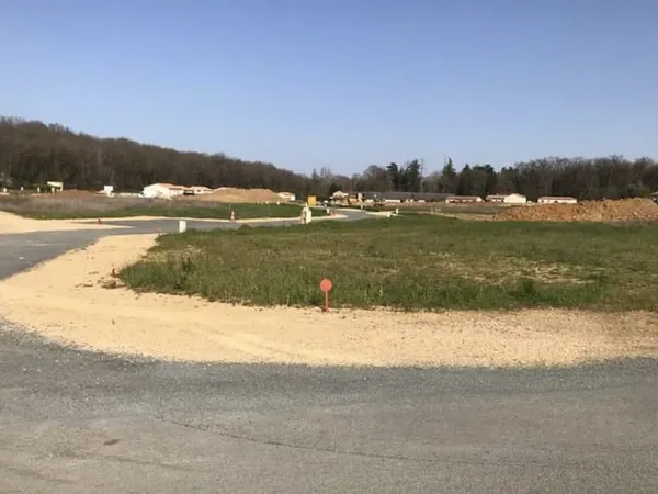 Terrain viabilisé - lot 53