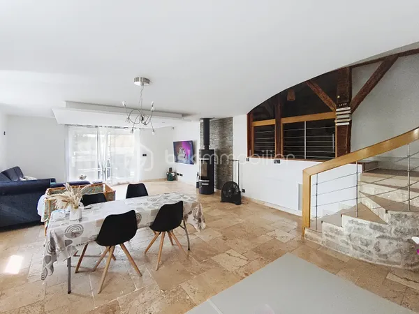 Maison 5 pièces 164 m²