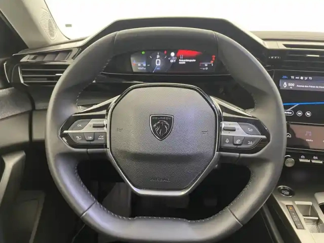 Peugeot 308 hybrid 145 e-dcs6 — photo 17