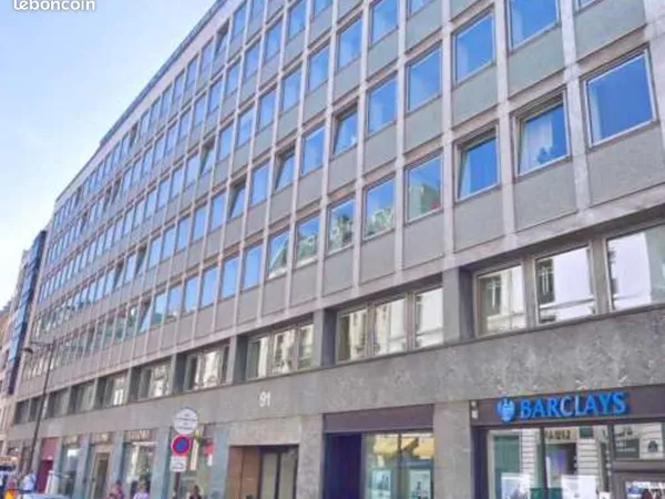 Bureaux 571 m²