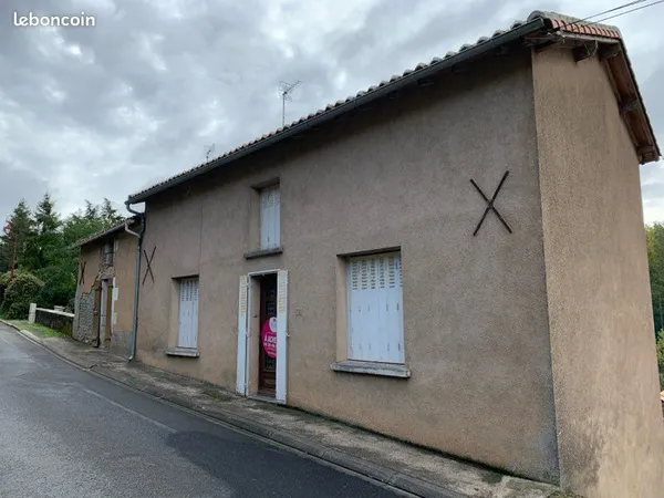 Ensemble immobilier - 2 maisons mitoyennes à rénover