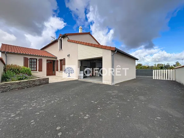 Maison 7 pièces 146 m²