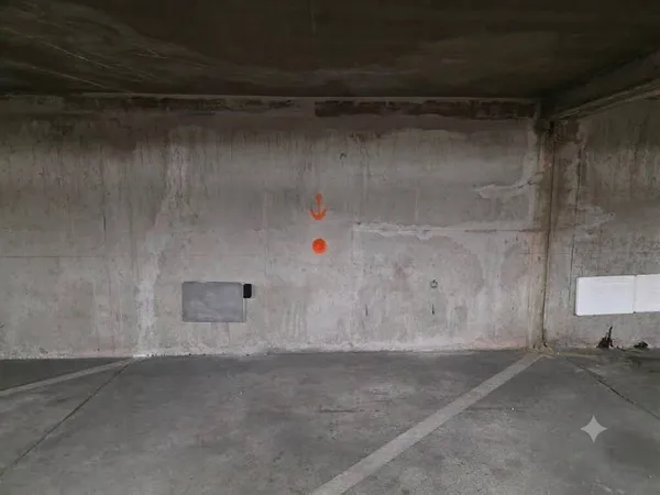 Parking 18 m²