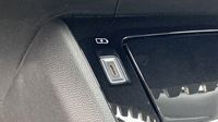 Peugeot 2008 1.2 PureTech 130ch S&S Allure — photo 16