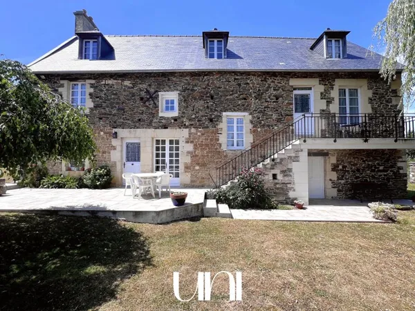 Maison 7 pièces 209 m²